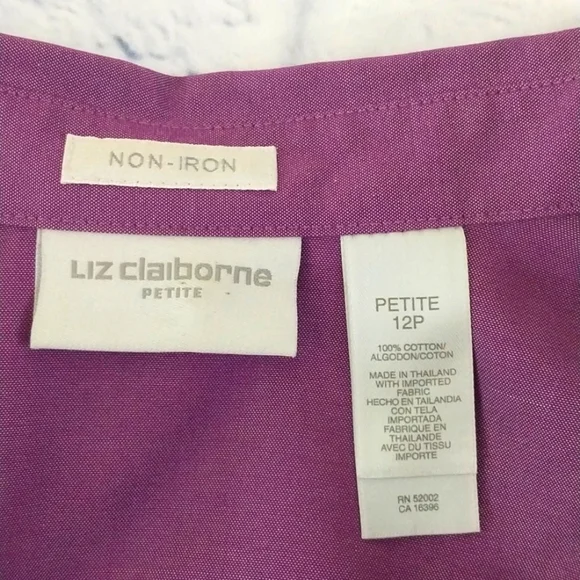 🔵BOGO FREE🔵 Liz Claiborne Top Button Down Purple Long Sleeve Sz 12P - Picture 5 of 5